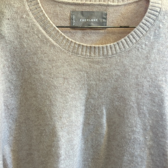 Everlane Women's Crew Neck Sweater - Picture 2 of 14